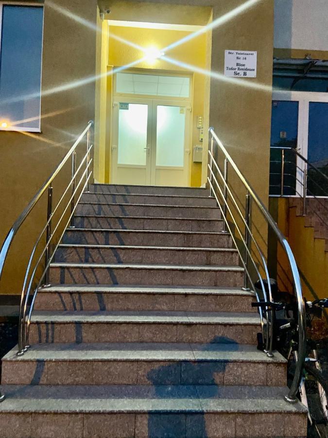 Iulius Mall Comfort ياش المظهر الخارجي الصورة